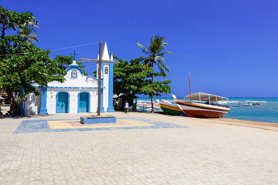 Praia-do-Forte-Bahia-igreja-9x6